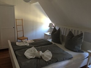 2 bedrooms, Internet, bed sheets - Vacation Apartment Atticae Pirna - History Experience (Pirna)