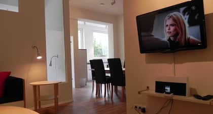 Modernes 4,5-Zimmer-Apartment fĂŒr bis zu 10 Personen, inkl. WLAN,