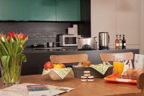 Dining - Apartment 9   spacious living with a garden (Wien)