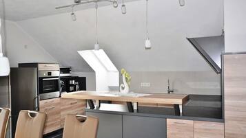 Fridge, microwave, oven, dishwasher