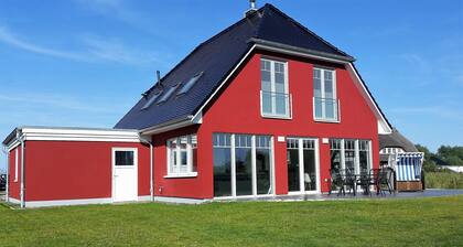 strandnahes exklusives Ferienhaus mit Whirlpool,3 Schlafzimmer,Kamin,WLAN,Garage