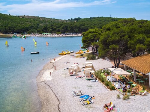 Wellness & Spa, Villa STELLA - heated pool, close to beaches, playground, Istria