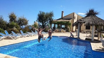 Piscina all'aperto