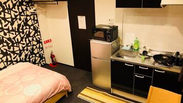 Căn hộ (1) | Bếp nhỏ riêng | Tủ lạnh, lò vi sóng, bếp nấu, ấm điện