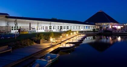 FH kaunis näköala IJsselmeer ja eig. Veneen laukaisu / sauna