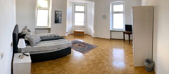 Quiet living near Zollverein, restaurant medallion in the house