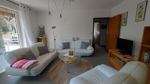 TV - Zum Hexenhaus - Gretel vacation apartment (Wildemann)