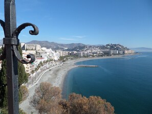 Una playa cerca