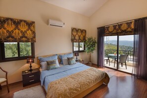 3 Schlafzimmer, Bügeleisen/Bügelbrett, Reisekinderbett, kostenloses WLAN
