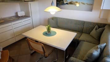TV, DVD player, video library, stereo