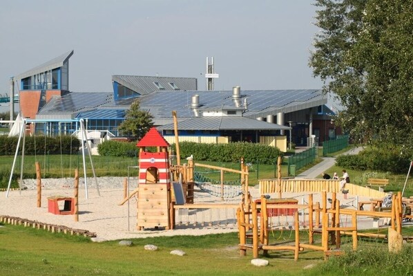 Children’s area - Haus Störtebeker - 3 min. beach - Jan-March not bookable due to renovation (Varel)