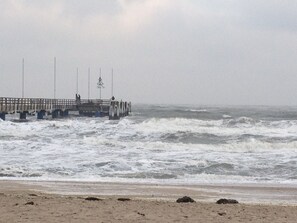 Nær stranden