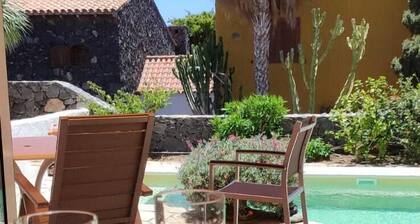 "Casa Verano" Holiday villa with private pool, Adults only