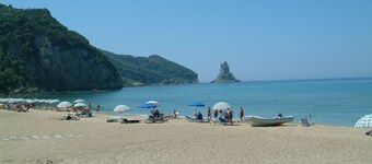 Casa de vacaciones en Corfú con piscina "Maria" en la playa de Agios Gordios