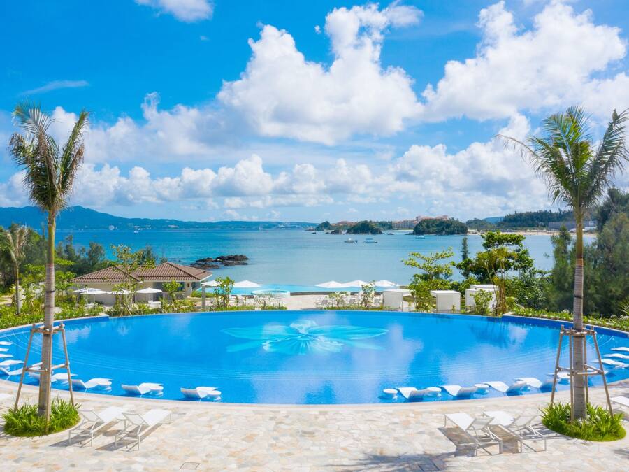 Indoor pool, seasonal outdoor pool, pool cabanas (surcharge)