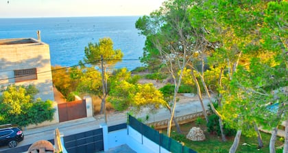Modernes top ausgestattetes Ferienhaus, Meerblick, privater Pool, Traumstrand