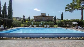 Piscina all'aperto
