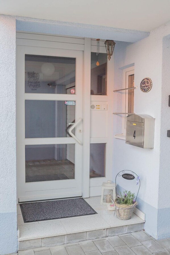 Exterior detail - Bright and friendly apartment for 1-2 persons (Wüstenrot)