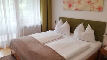 1 bedroom, travel crib, free WiFi, bed sheets