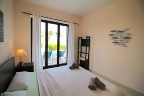 4 bedrooms, in-room safe, iron/ironing board, travel cot