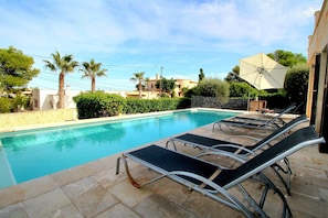 Outdoor pool, pool loungers