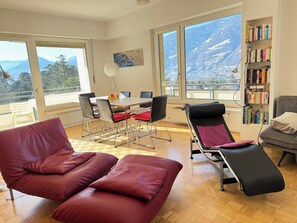 Interior - stylish, sunny, and quiet penthouse with a dream view - relax and enjoy (Meran)