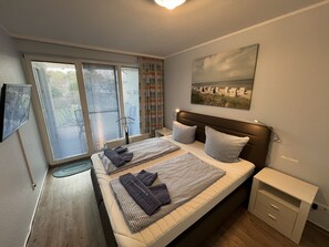 2 chambres, fer et planche à repasser, lit parapluie, Wi-Fi