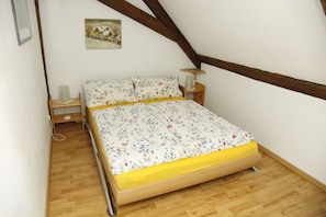 3 bedrooms, Internet, bed sheets