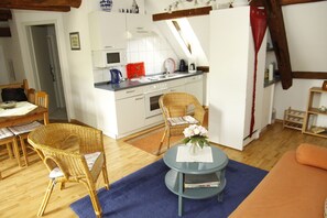 TV - Apartment "Schwalbennest" near Bernkastel-Kues (Maring-Noviand)