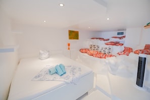 2 habitaciones, tabla de planchar con plancha y wifi gratis 