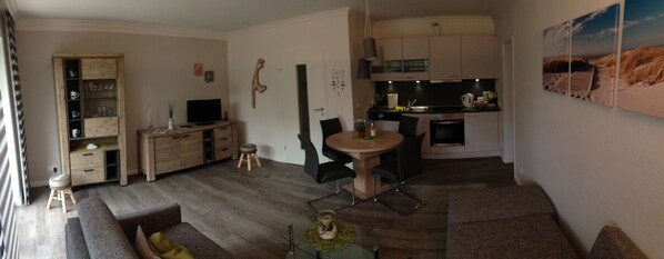 تلفزيون، مشغل دي في دي، كُتُب