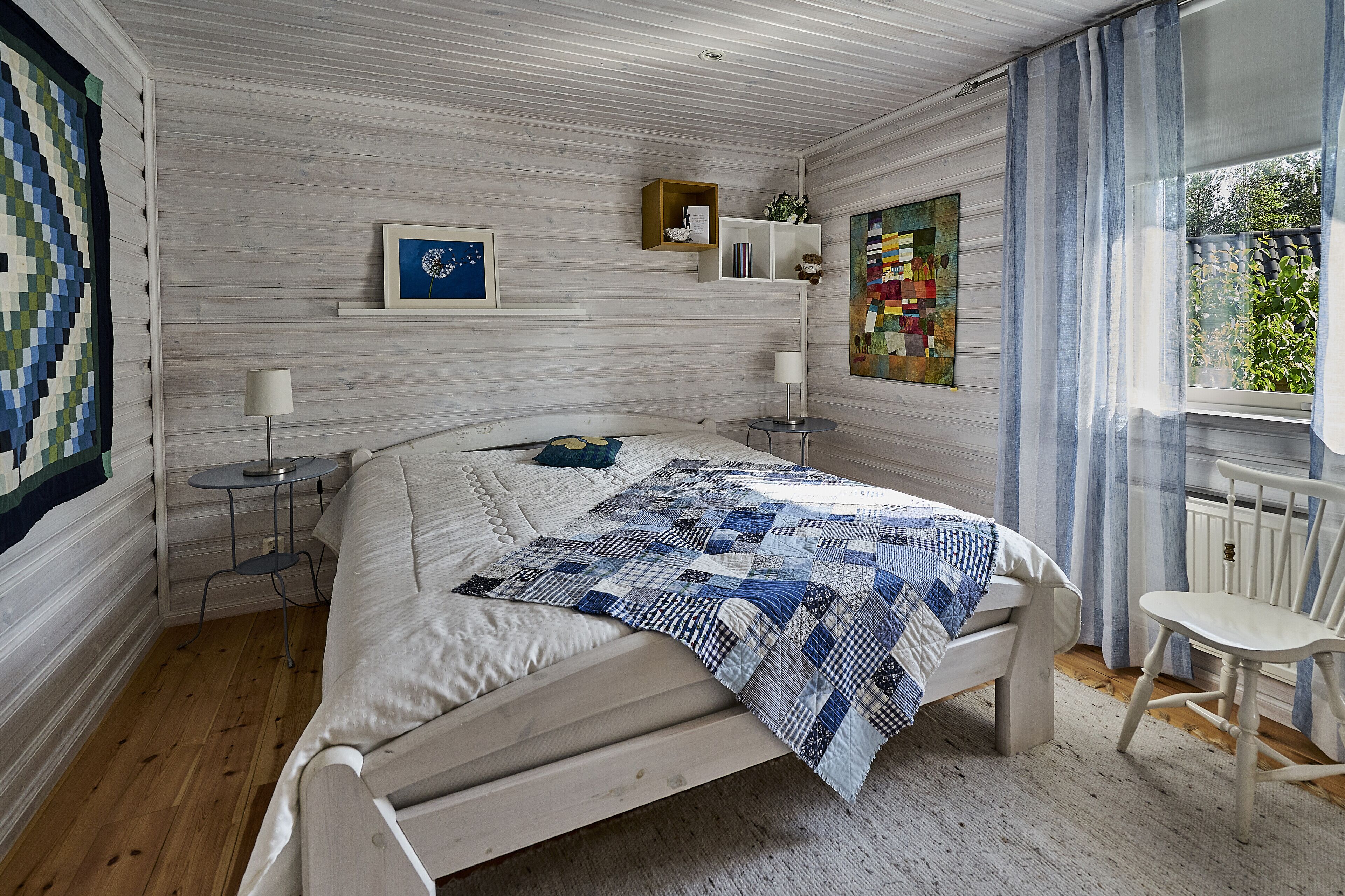 3 sovrum, skrivbord, strykjärn/strykbräda och wi-fi