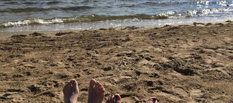 Hytte nær sjøen med båt, internett, satellitt-TV, oppvaskmaskin, stekeovn ...