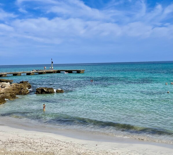 Beach nearby, beach towels - Comfortable Apartment:  sea- distance 100m, WiFi, Air-Conditioning, Sat+Cable-TV (Cala Millor)