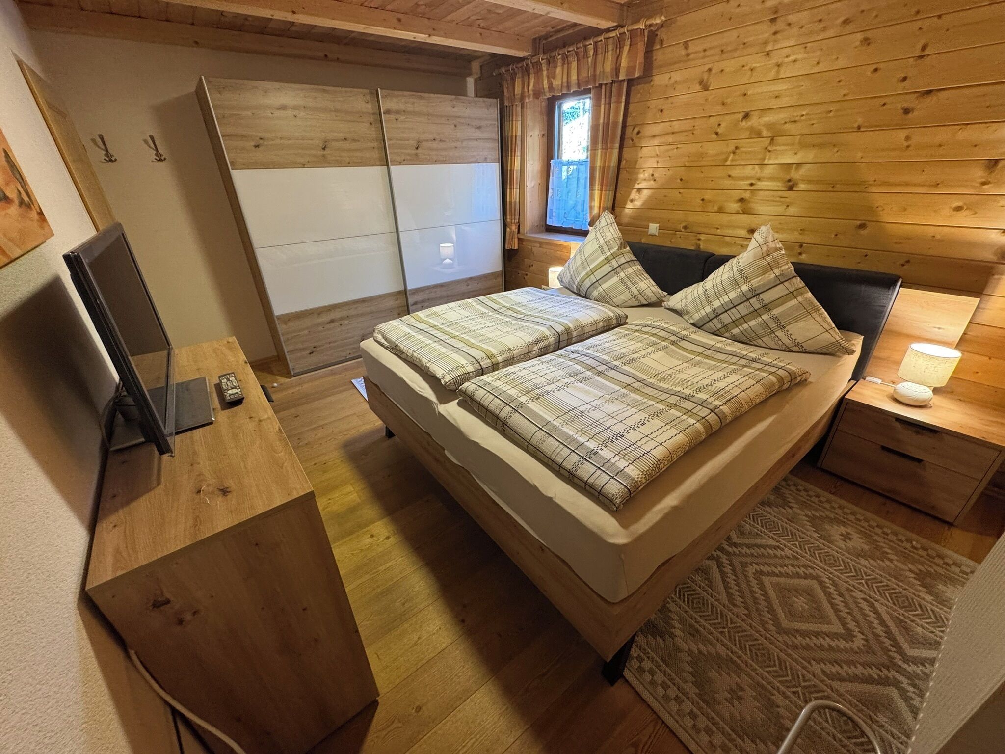 2 camere, ferro/asse da stiro, culla da viaggio, Wi-Fi gratuito