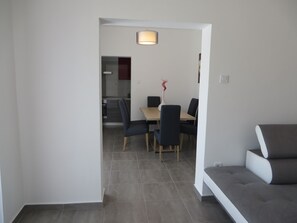 Interior - Holiday house with private pool, hydromassage and free bicycles (Medulin)