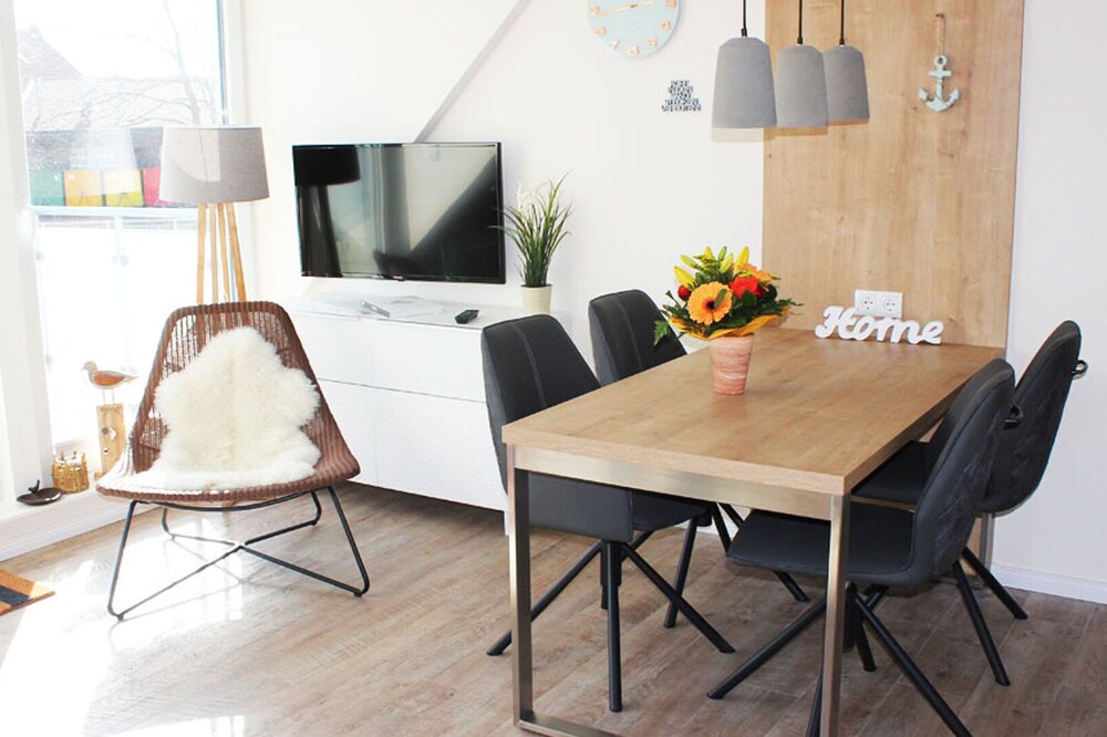 Modern and lovingly furnished apartment on Langeoog with 2 balconies
