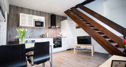 Moderne, helle Maisonette-Wohnung, nur wenige Minuten zum Strand, ruhige Lage