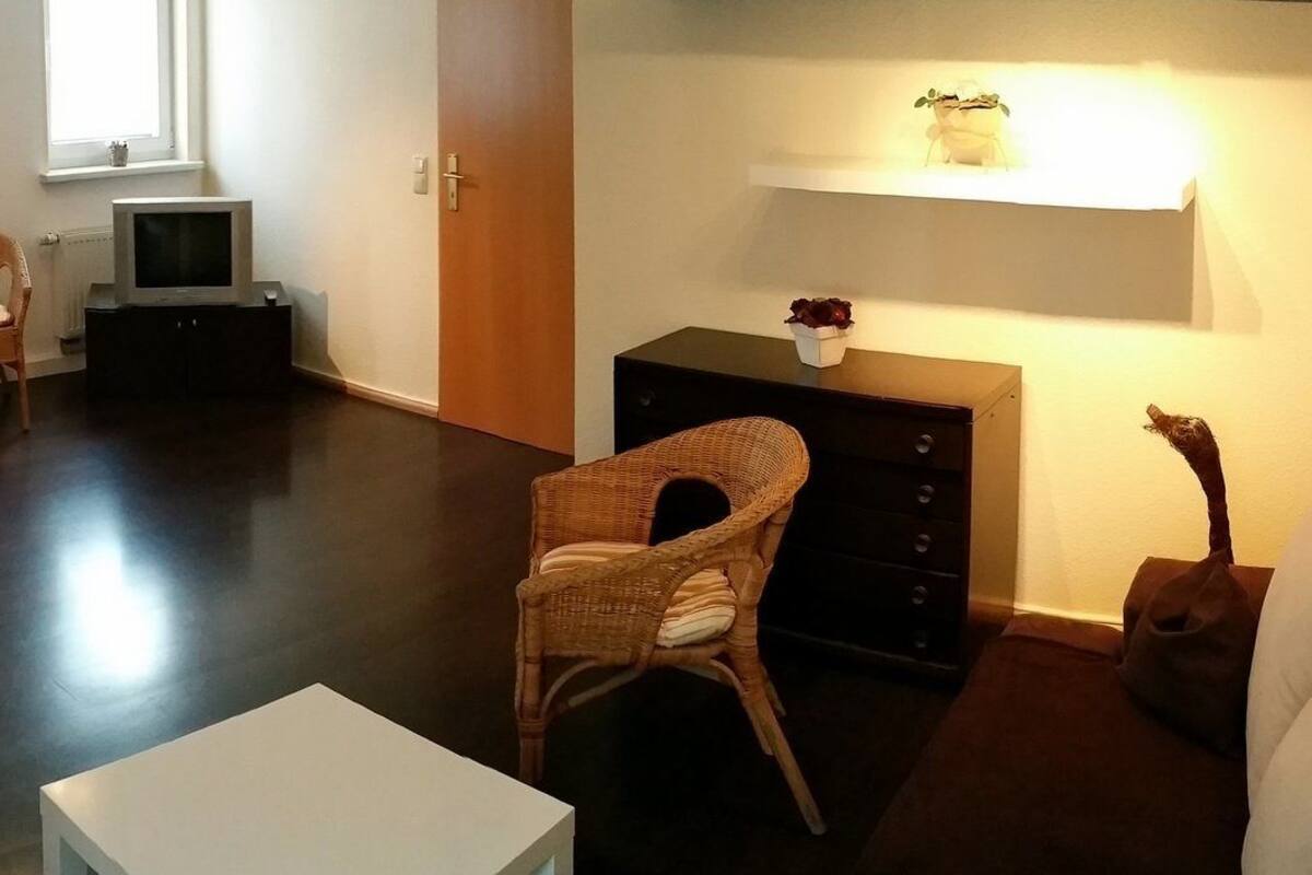 Departamento, 1 habitación (Fewo 2) | Área de sala de estar | Televisión de pantalla plana