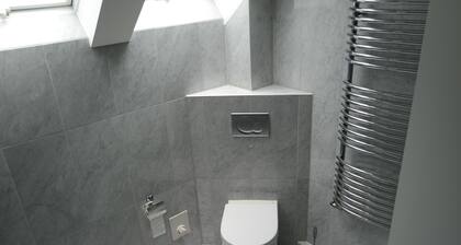 Tolle Ferienwohnung in Mz-Laubenheim, Bus / Bahnhof nah