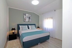 6 bedrooms, iron/ironing board, WiFi, bed sheets - Villa Tina * 1900 m2 garden, private pool, terrace with BBQ, WiFi (Marčana)