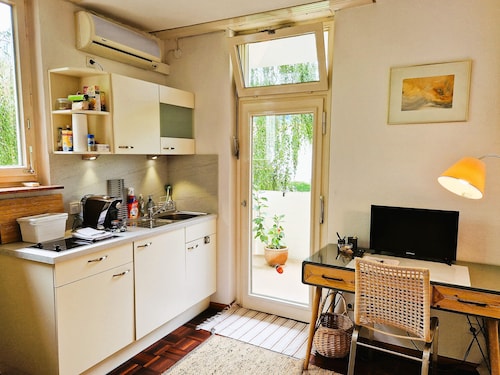 Freiburg lähellä keskustaa - valoisa, hiljainen ja viihtyisä