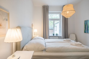 2 chambres, fer et planche Ă repasser, Wi-Fi, draps fournis