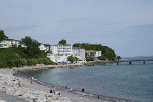 exklusives Apartment, zentrale Lage 10min zum Hafen