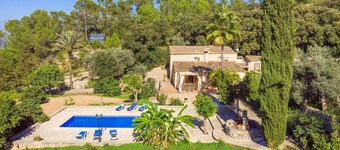 Finca Es Pujolet - close to the village