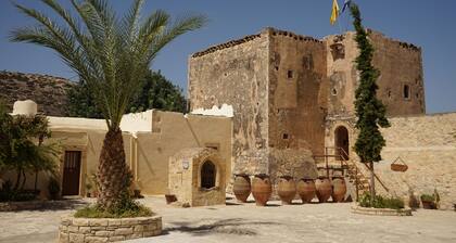 Villa Paradisos 1 with private pool, wireless, satellite TV, in a quiet idyll
