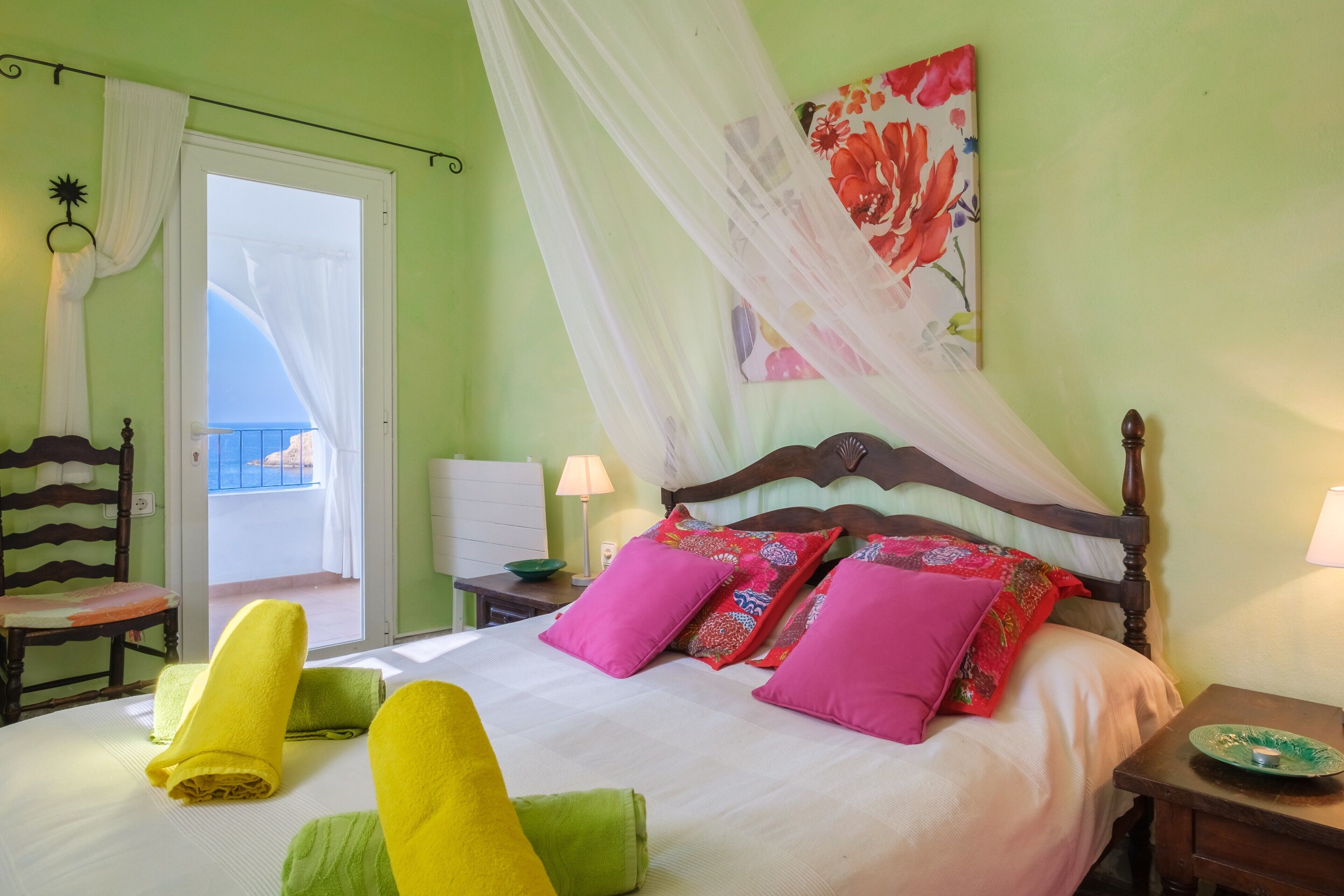 4 Schlafzimmer, Schreibtisch, Bügeleisen/Bügelbrett, kostenloses WLAN