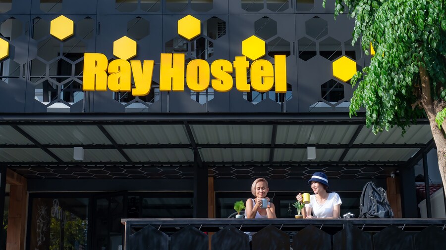 Ray Coffee Bar & Hostel - Adults Only