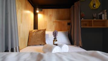 Mixed Dormitory Room | Free WiFi, bed sheets