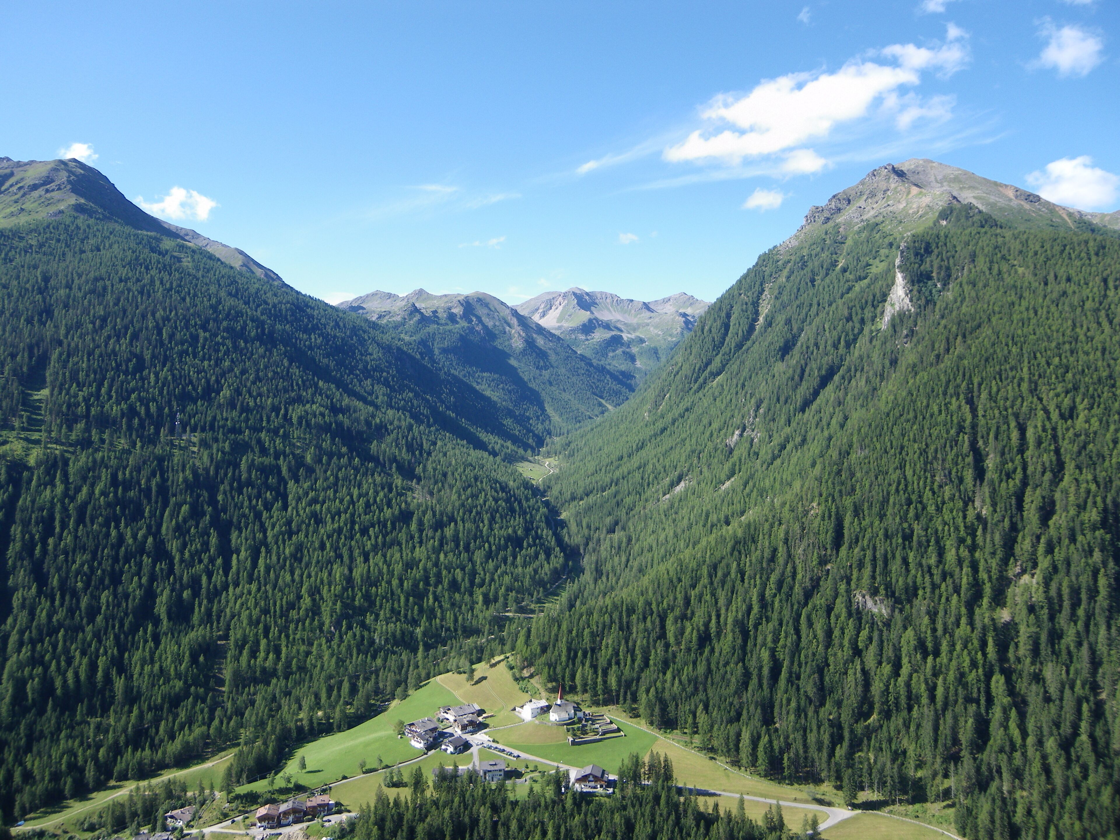 New bright apartment to feel good in the mountains with great views